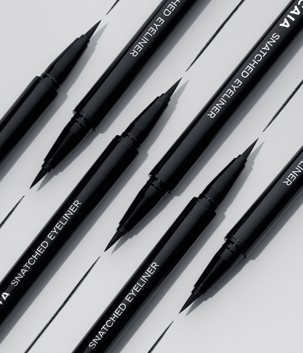 SNATCHED EYELINER